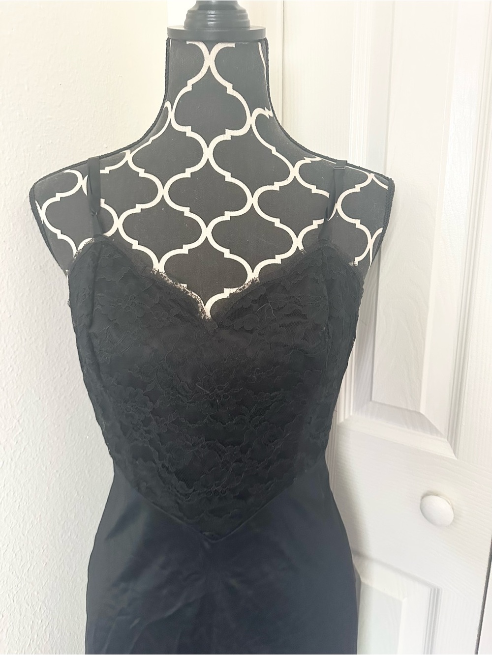 Vintage 1970s vanity affair, black Lacey slip night dress lingerie - Picture 3 of 12